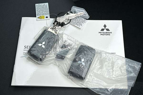 2024 Mitsubishi Pajero Sport GLS QG thumb-22