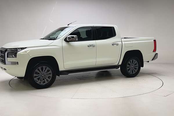 2025 Mitsubishi Triton GLS MV 4X4 thumb-3