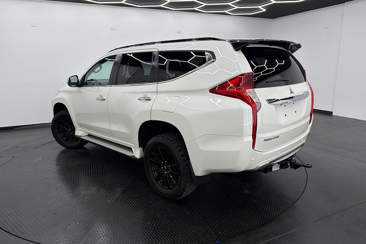 2019 Mitsubishi Pajero Sport Black Edition QE