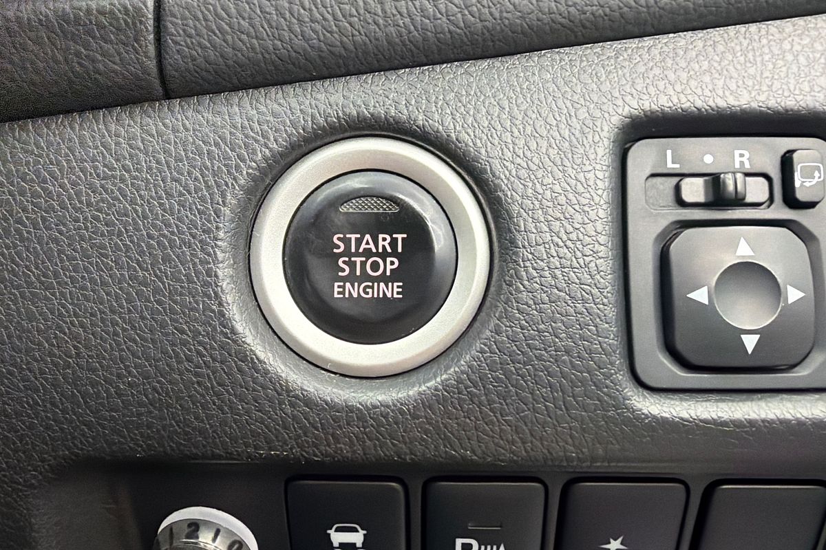 2019 Mitsubishi Pajero Sport Black Edition QE