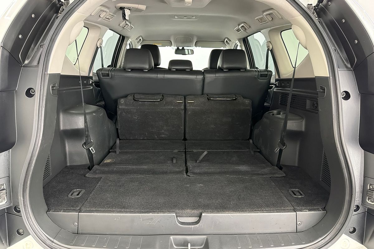 2019 Mitsubishi Pajero Sport Black Edition QE