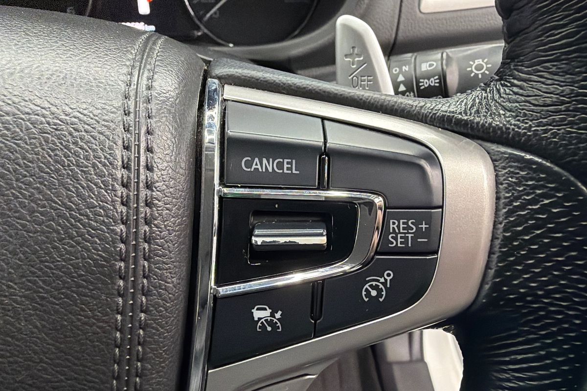 2019 Mitsubishi Pajero Sport Black Edition QE