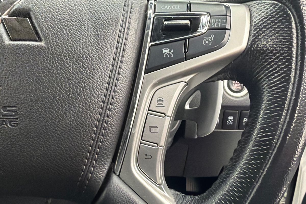 2019 Mitsubishi Pajero Sport Black Edition QE