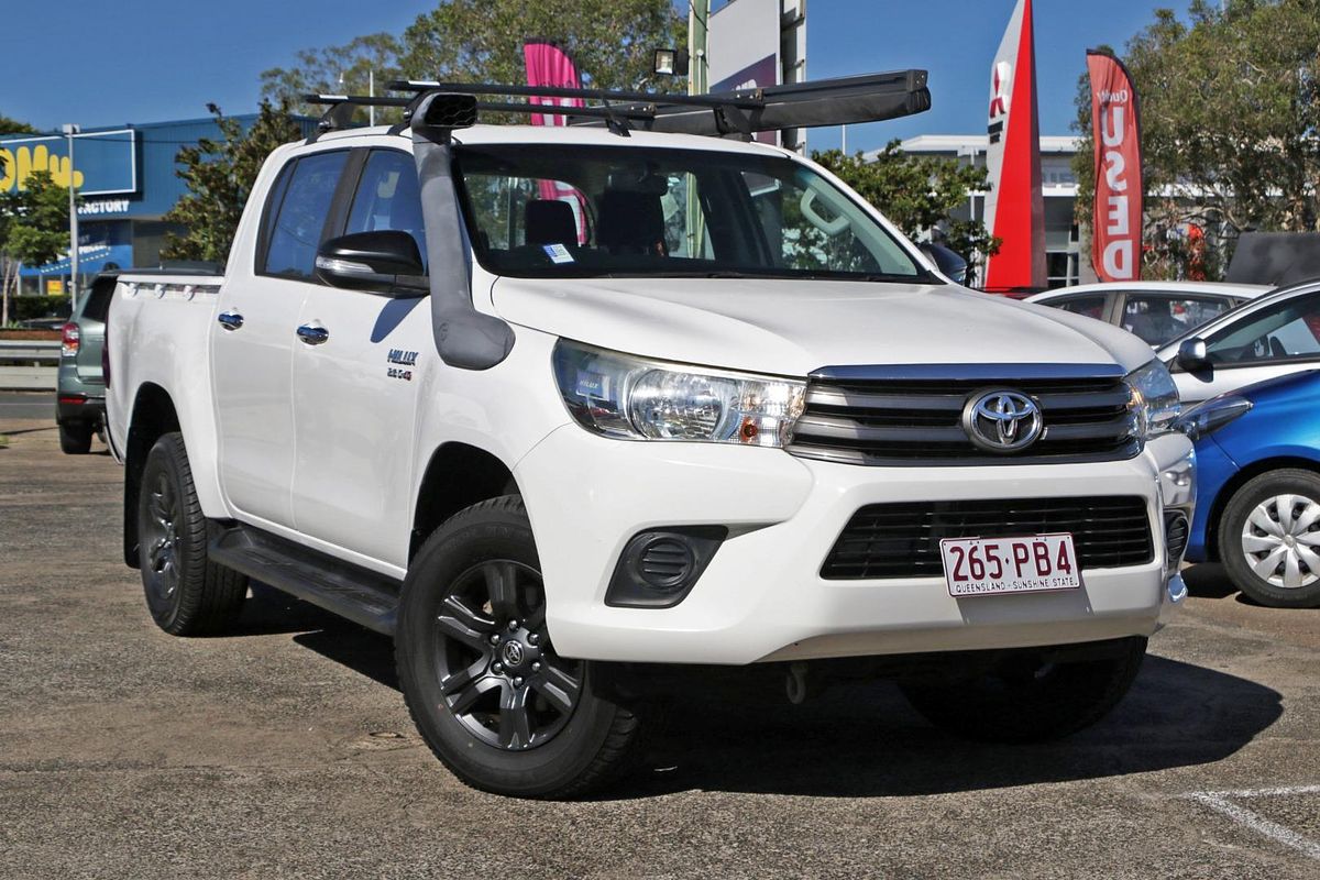 2017 Toyota Hilux SR GUN126R 4X4
