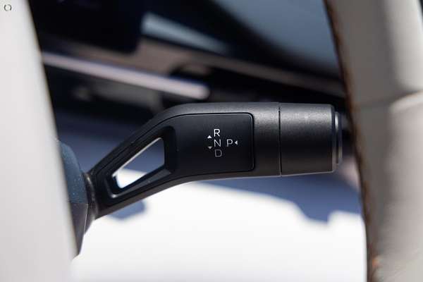 2026 Geely Starray EM-i Inspire P145 thumb-6