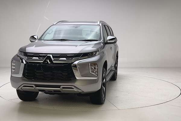 2024 Mitsubishi Pajero Sport GLS QG thumb-2