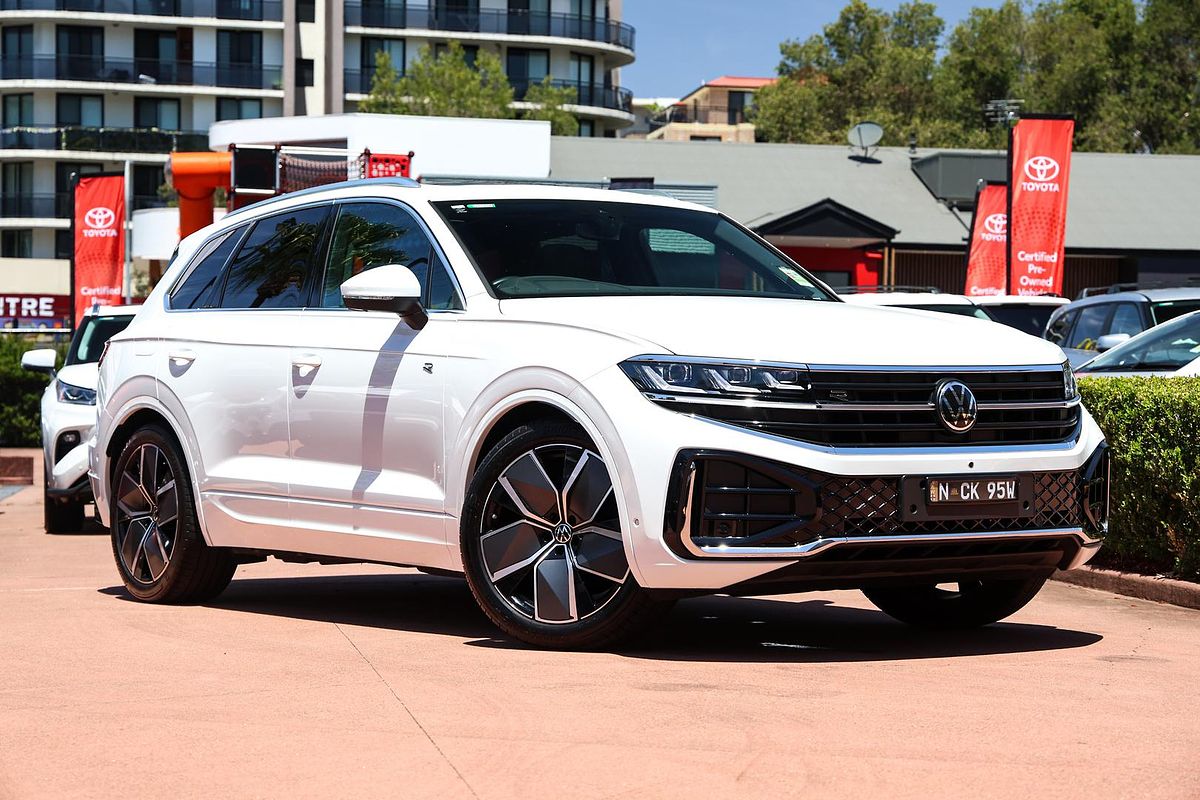 2024 Volkswagen Touareg 210TDI R-Line RC