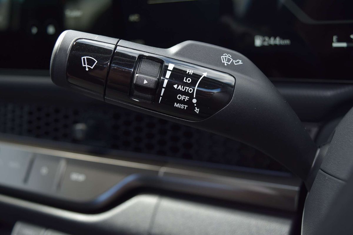 2025 Kia Tasman SX+ TK 4X4