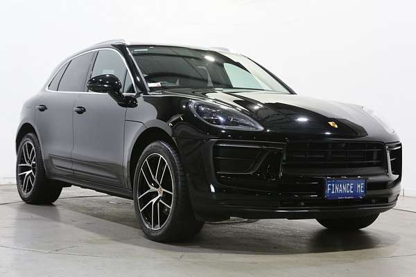 2022 Porsche Macan 95B
