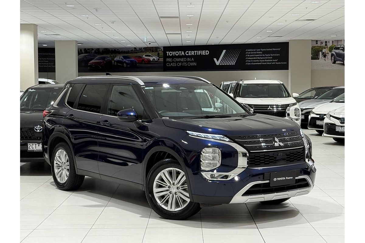 2023 Mitsubishi Outlander LS ZM