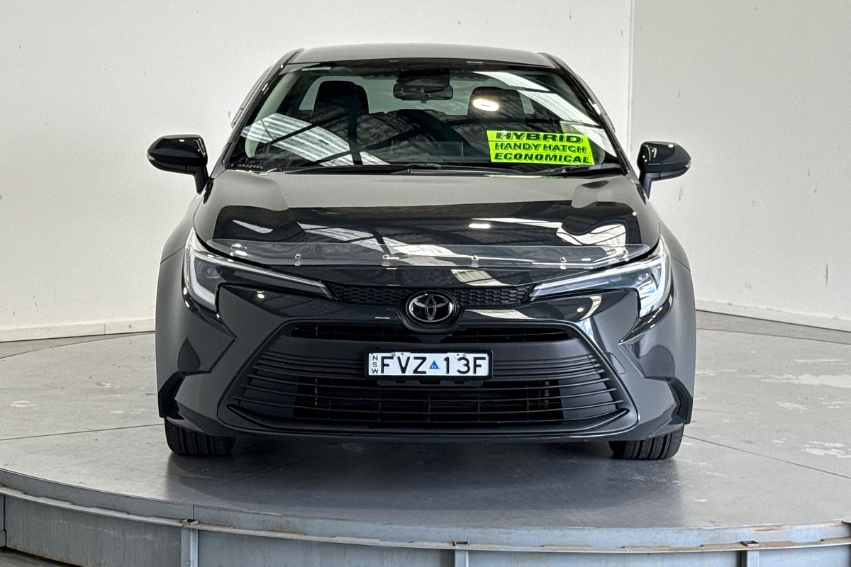 2025 Toyota Corolla Ascent Sport Hybrid ZWE219R
