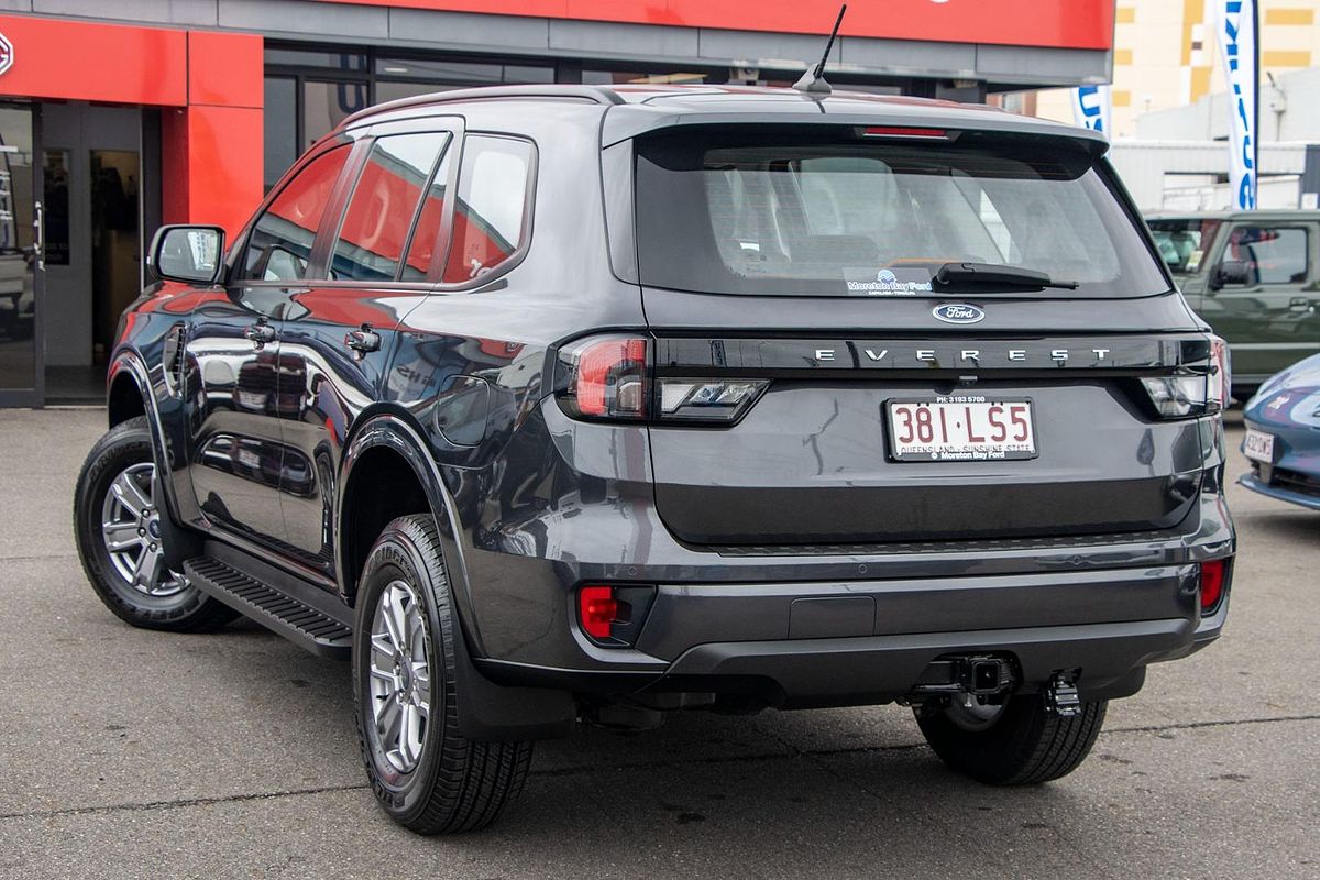 2024 Ford Everest Ambiente 2.0L
