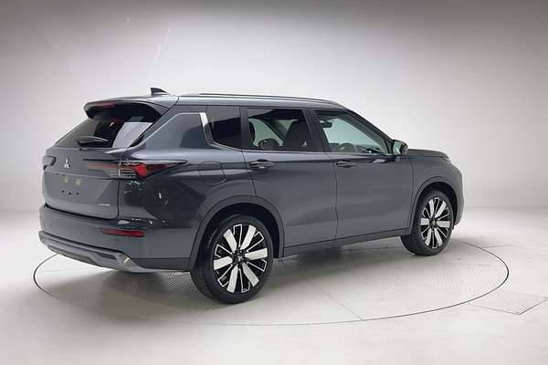 2025 Mitsubishi Outlander Aspire ZM thumb-7