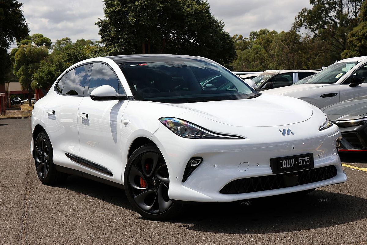 2025 MG IM6 Platinum S12L