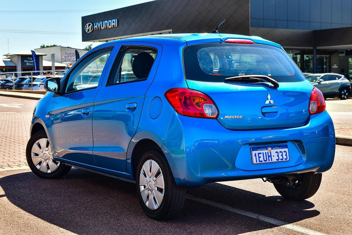 2015 Mitsubishi Mirage ES LA