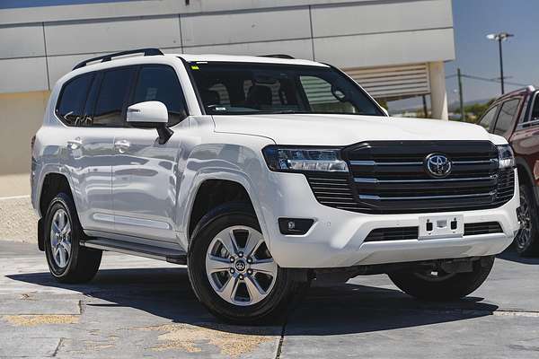 2023 Toyota Landcruiser GXL FJA300R