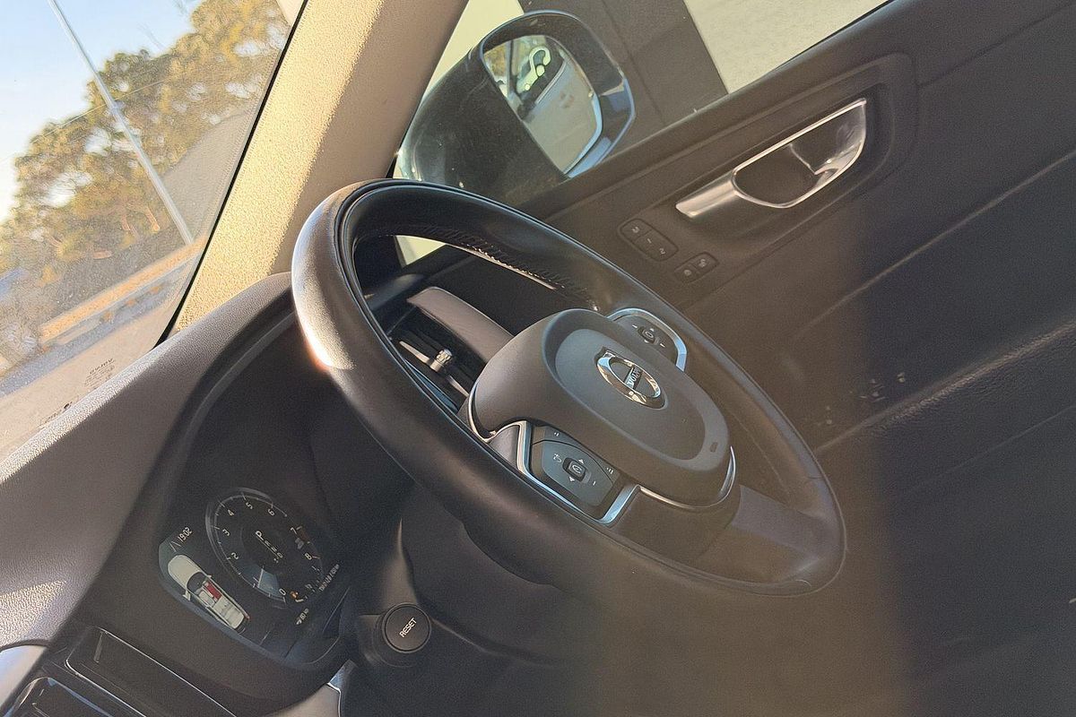 2021 Volvo XC60 T5 Momentum