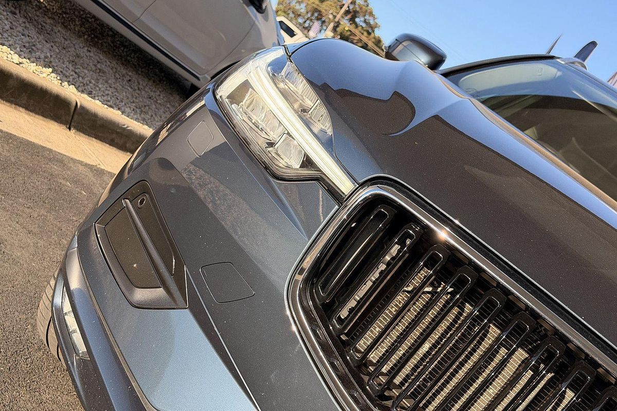 2021 Volvo XC60 T5 Momentum