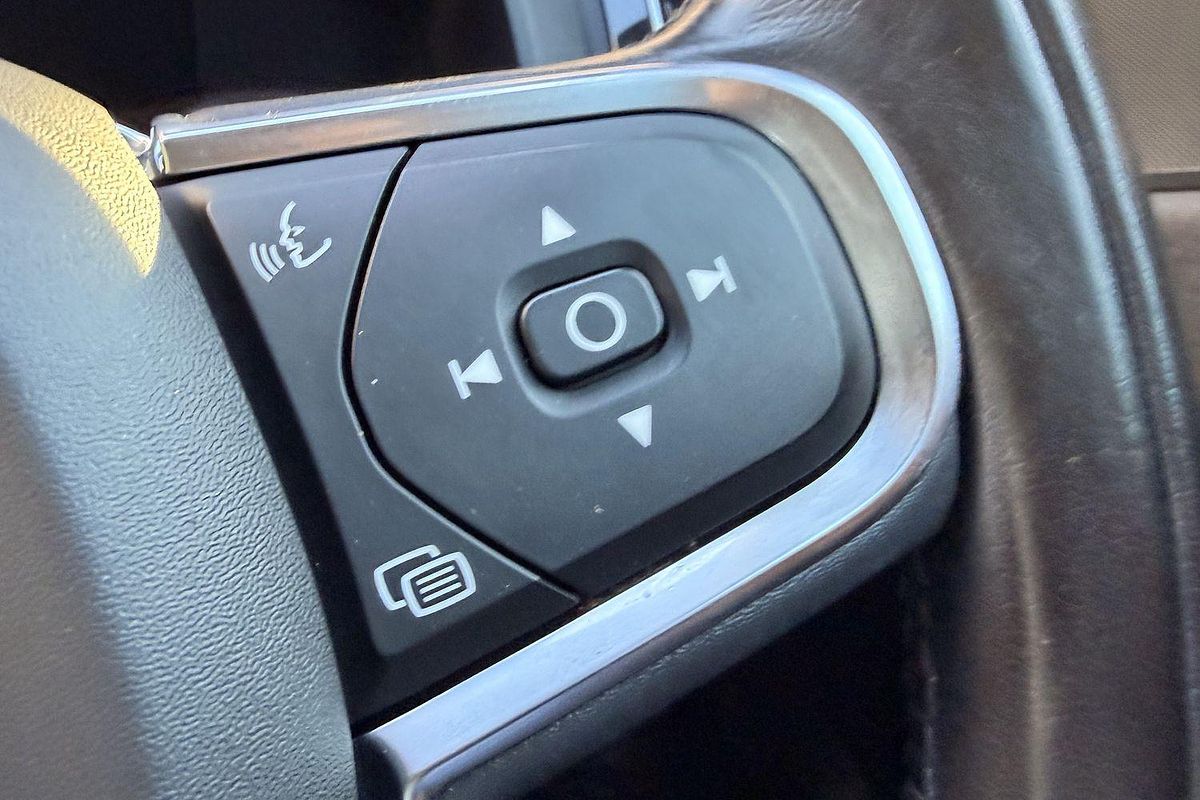 2021 Volvo XC60 T5 Momentum