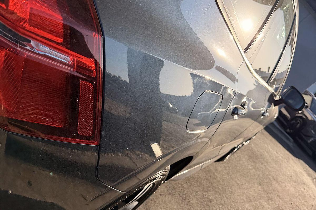 2021 Volvo XC60 T5 Momentum