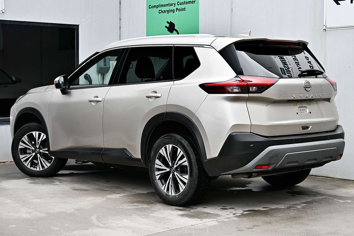 2024 Nissan X-TRAIL ST-L T33