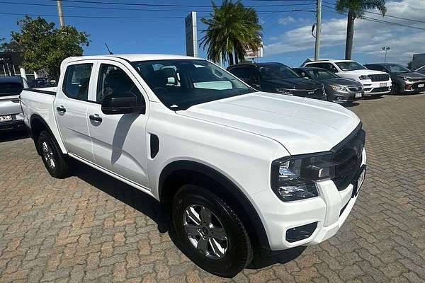 2025 Ford Ranger XL 4X4 2.0L