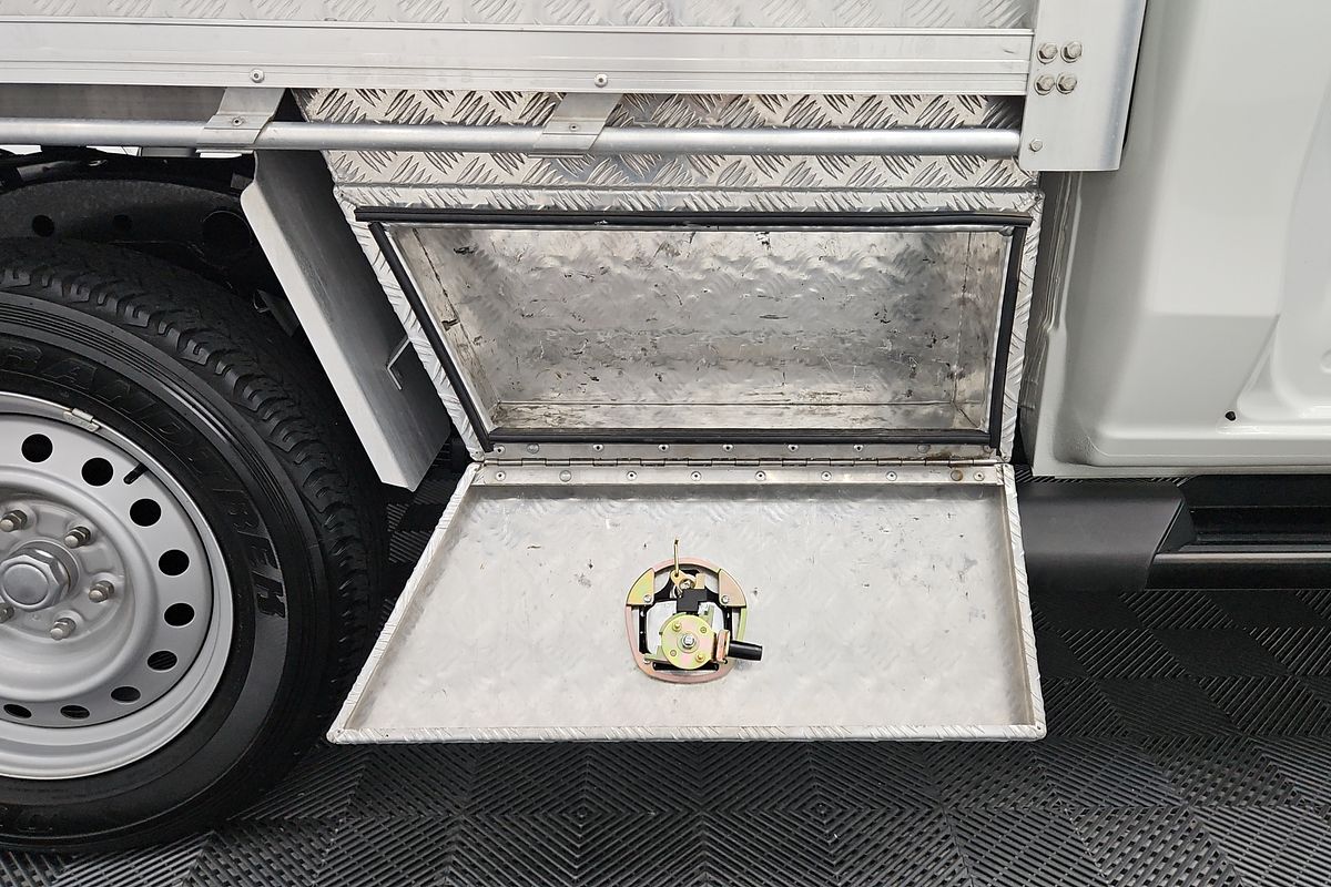 2023 Mitsubishi Triton GLX MR 4X4