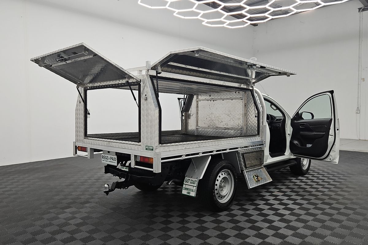 2023 Mitsubishi Triton GLX MR 4X4