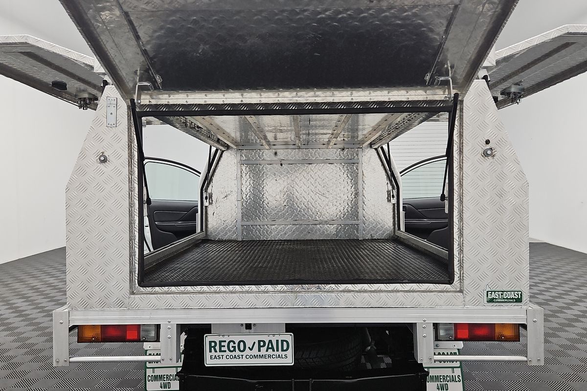 2023 Mitsubishi Triton GLX MR 4X4