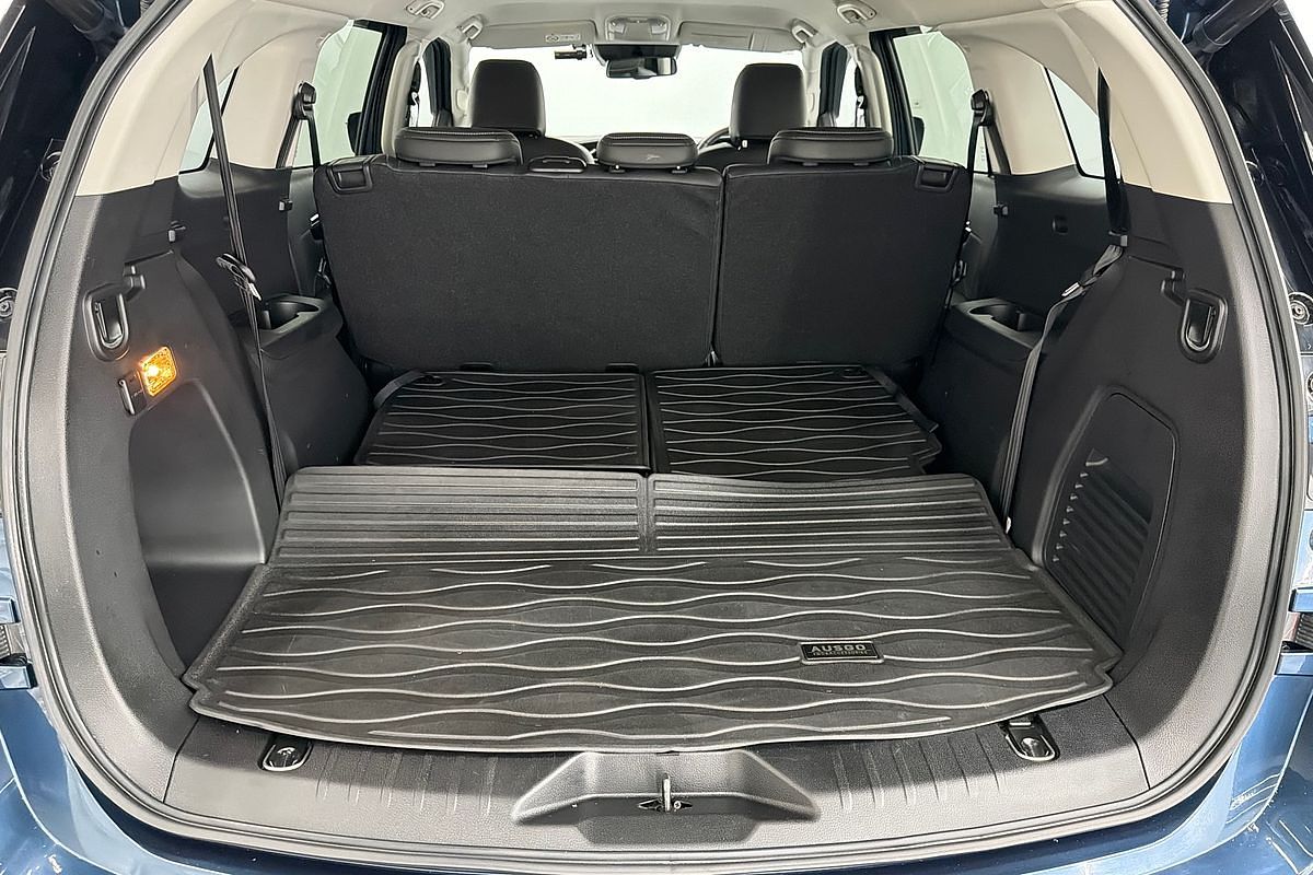 2024 Isuzu MU-X LS-T