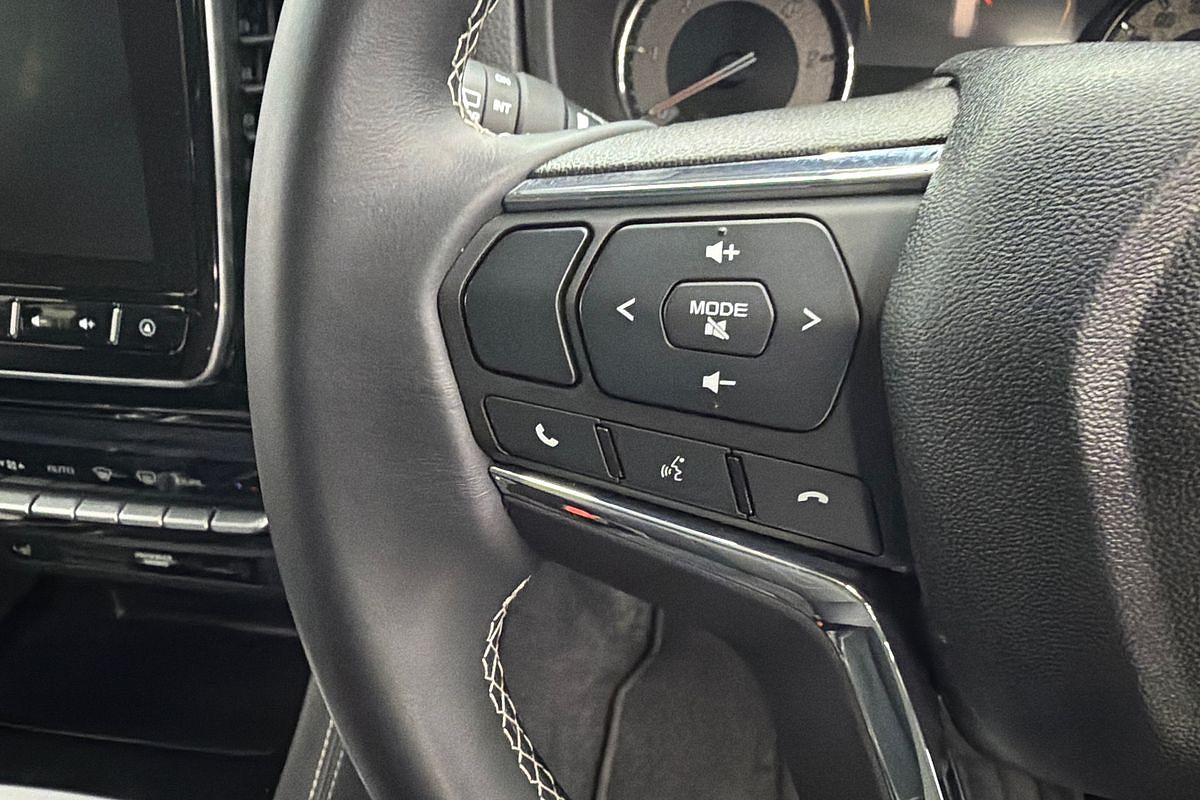 2024 Isuzu MU-X LS-T