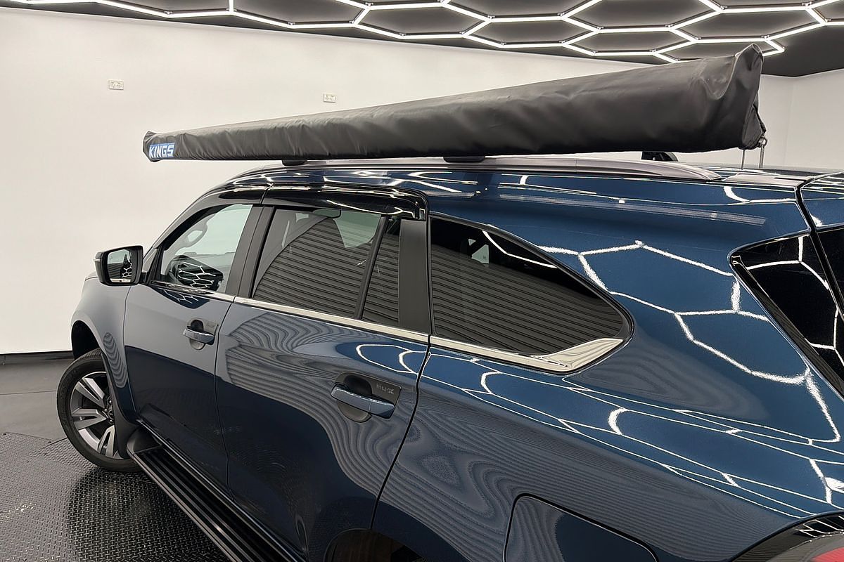 2024 Isuzu MU-X LS-T