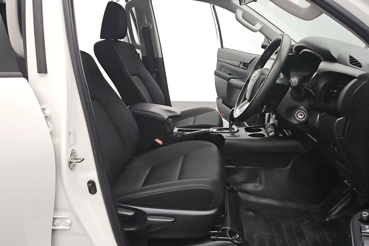 2022 Toyota Hilux SR GUN126R 4X4