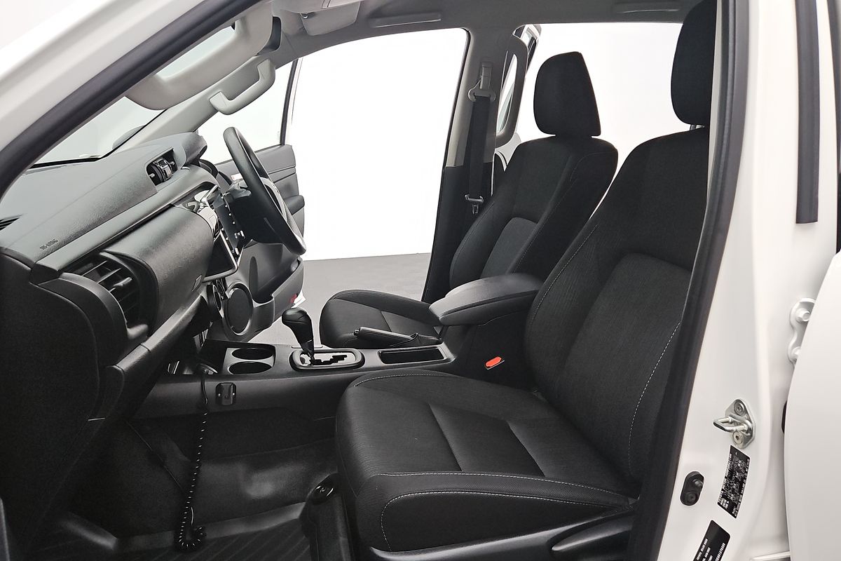 2022 Toyota Hilux SR GUN126R 4X4