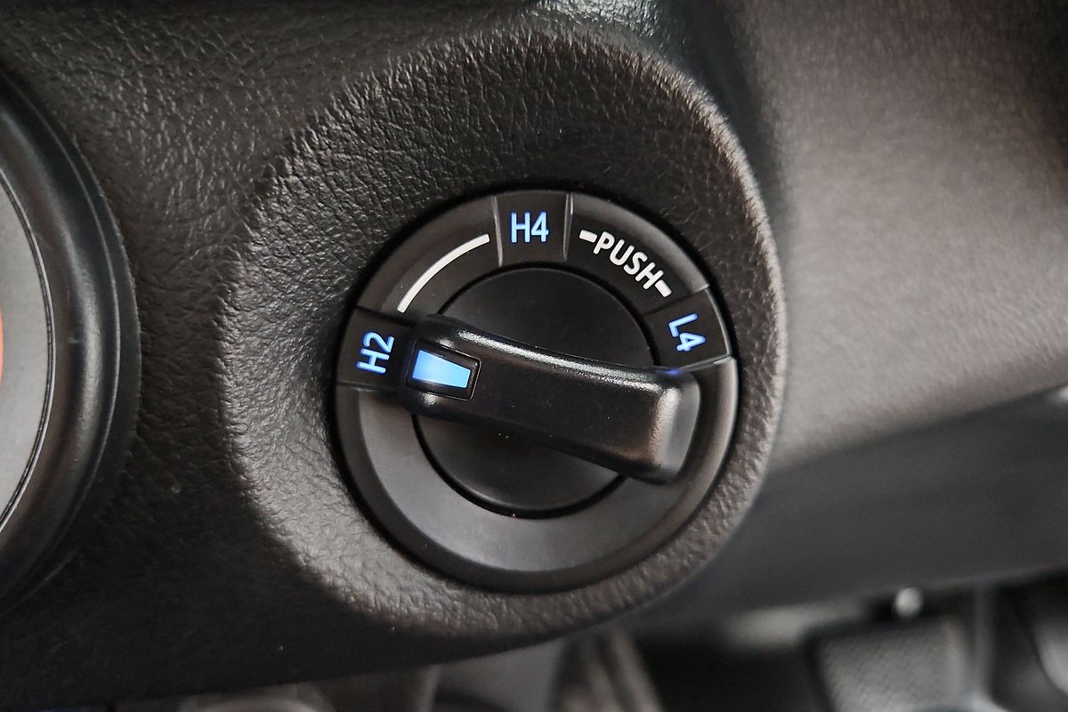 2022 Toyota Hilux SR GUN126R 4X4