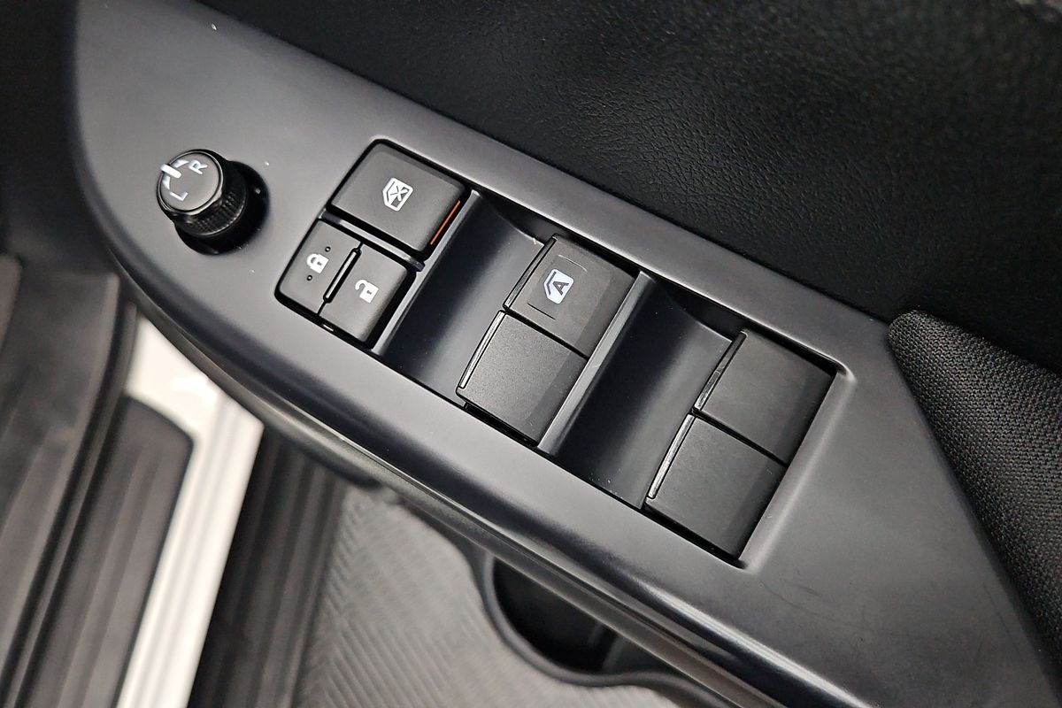 2022 Toyota Hilux SR GUN126R 4X4