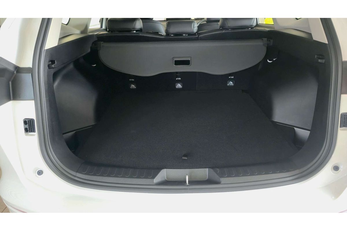 H6 Facelift Luxury Auto PHEV 4X2