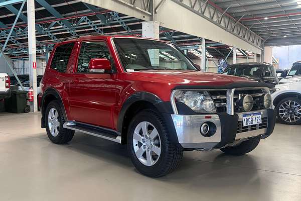 2009 Mitsubishi Pajero X NT