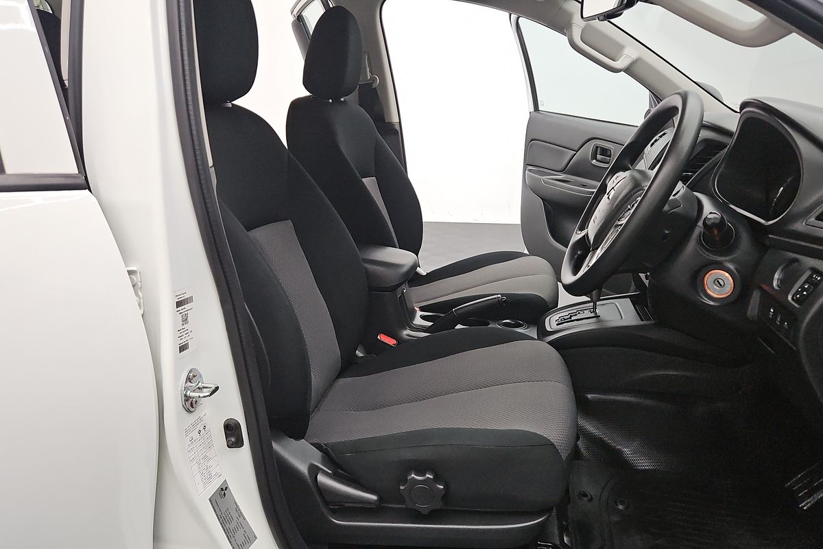 2022 Mitsubishi Triton GLX MR Rear Wheel Drive