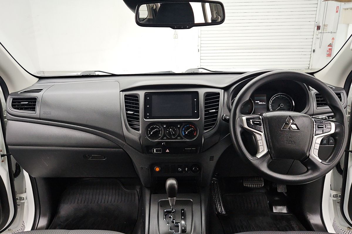 2022 Mitsubishi Triton GLX MR Rear Wheel Drive