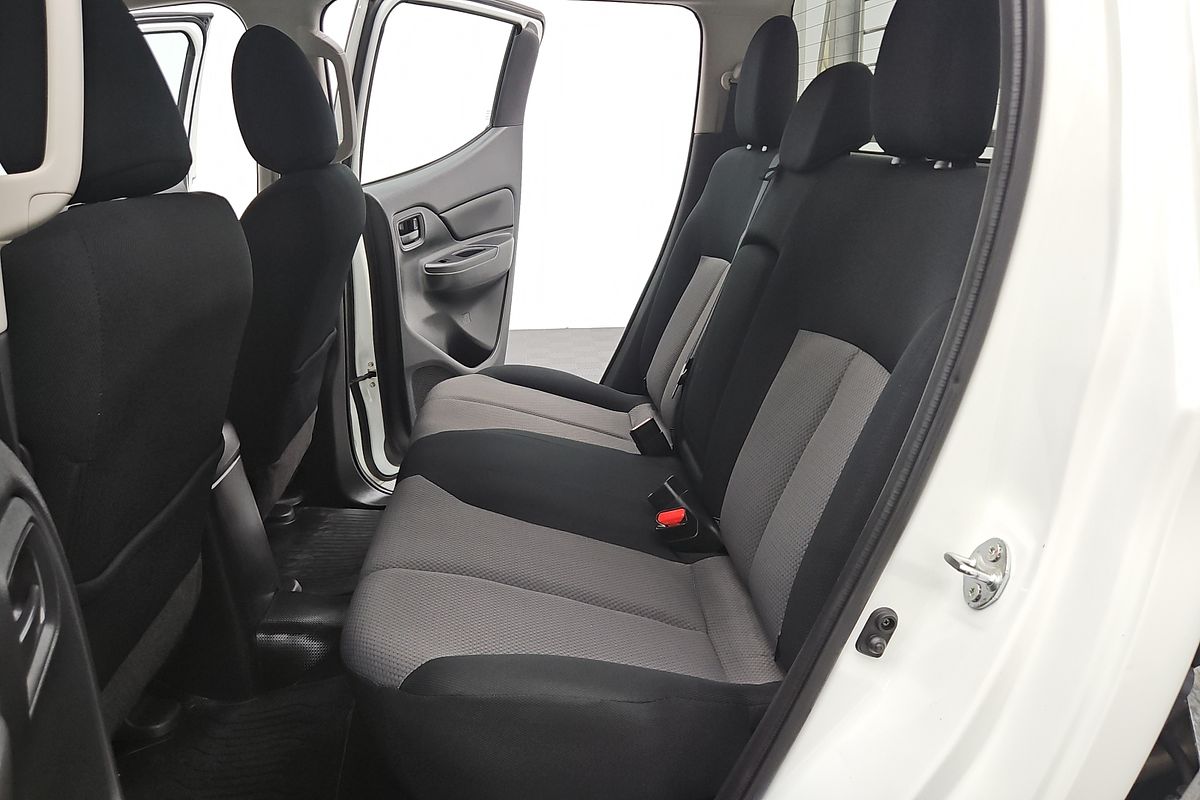 2022 Mitsubishi Triton GLX MR Rear Wheel Drive