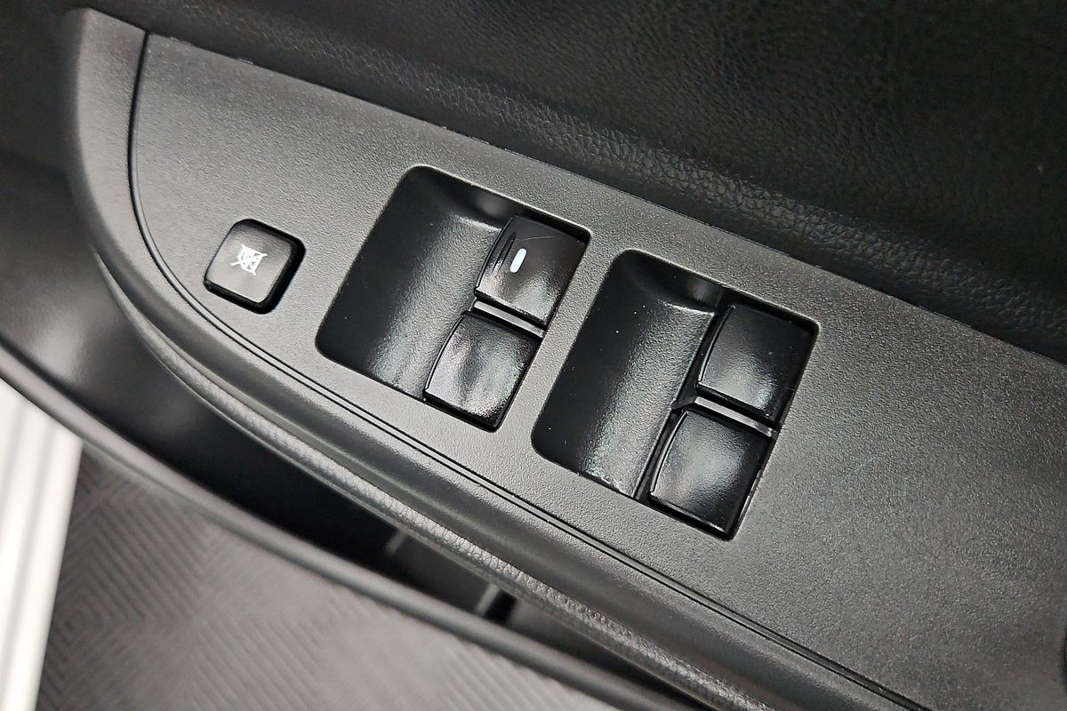 2022 Mitsubishi Triton GLX MR Rear Wheel Drive