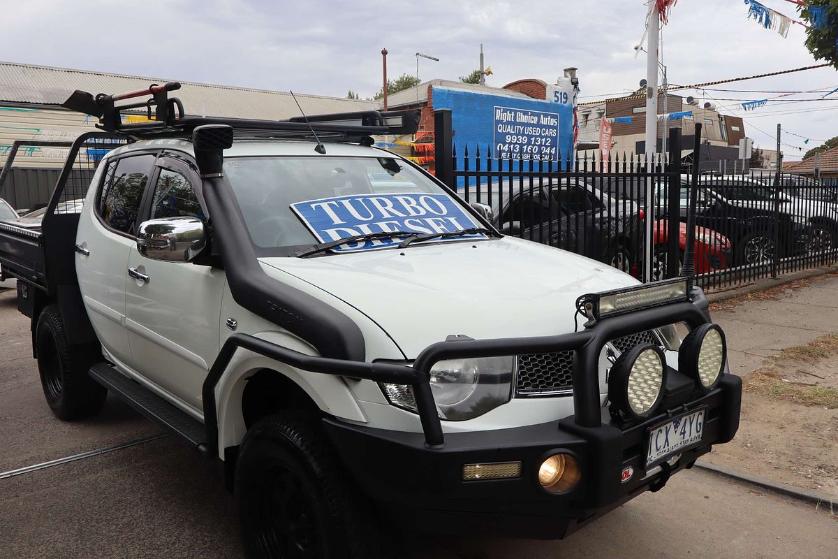 2014 Mitsubishi Triton GLX-R MN 4X4