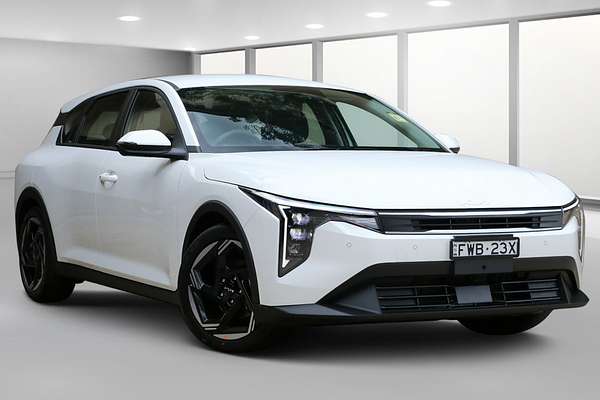 2025 Kia K4 Sport CL4m