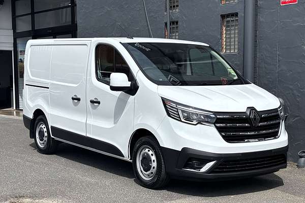 2026 Renault Trafic Premium X82 SWB Low Roof