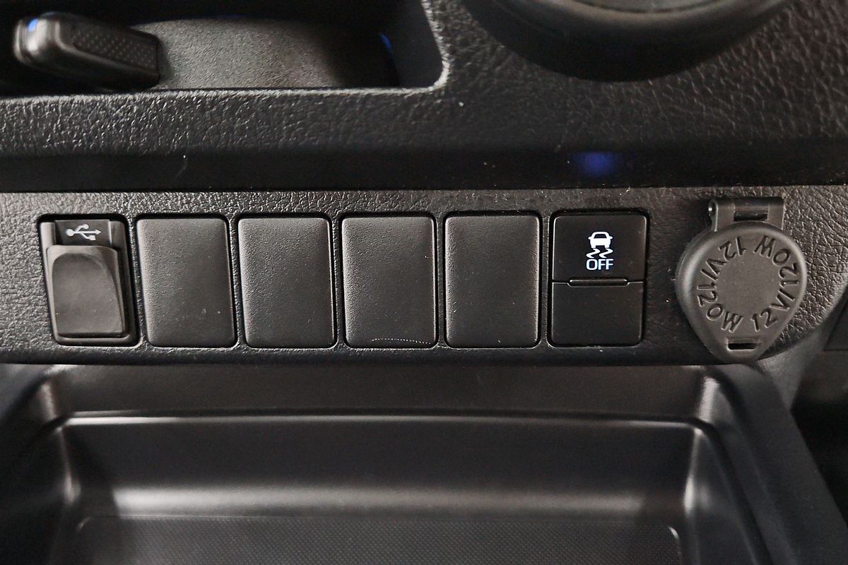 2020 Toyota Hilux Workmate TGN121R Rear Wheel Drive