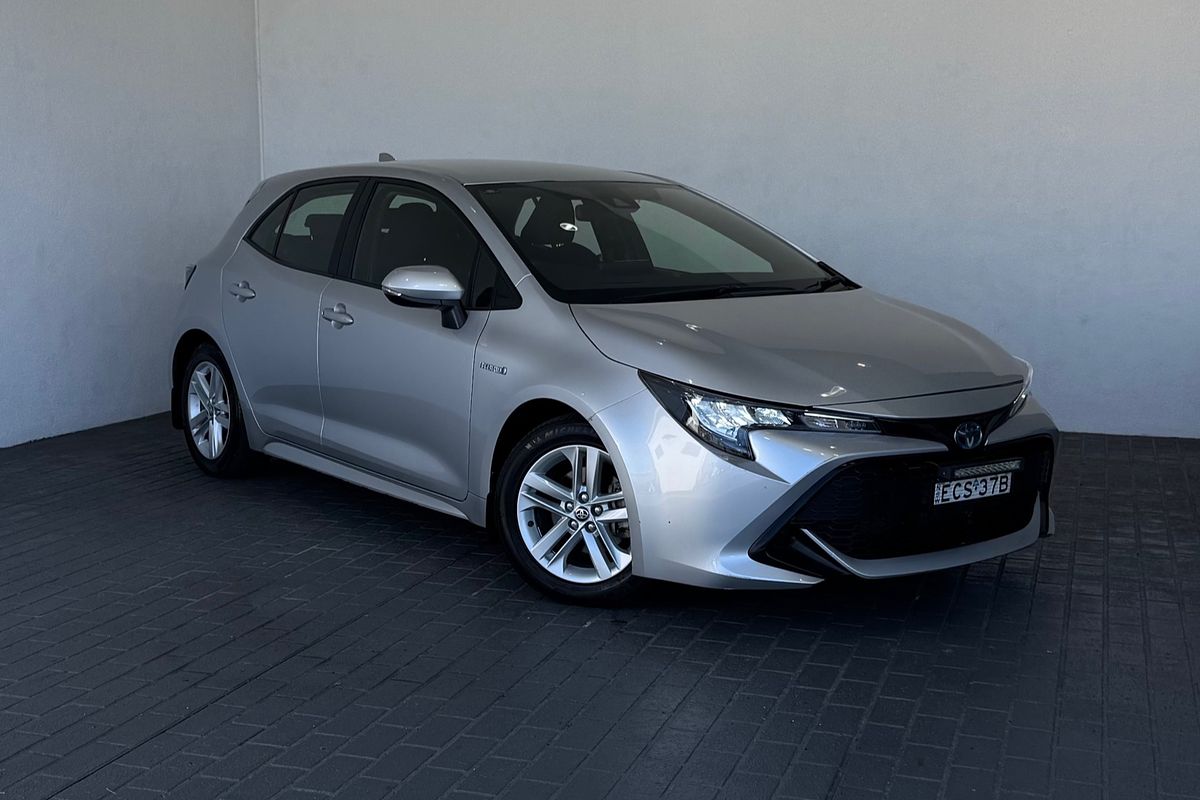 2018 Toyota Corolla Ascent Sport Hybrid ZWE211R