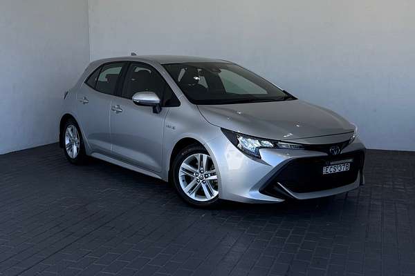 2018 Toyota Corolla Ascent Sport Hybrid ZWE211R