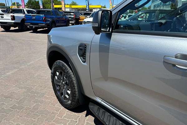 2025 Ford Ranger Wildtrak 4X4 3.0L thumb-18