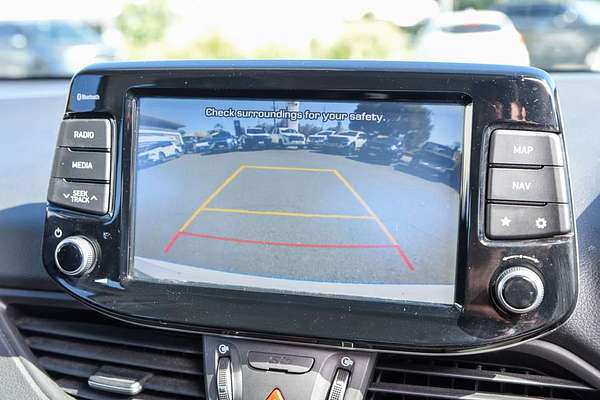 2017 Hyundai i30 Active PD thumb-11